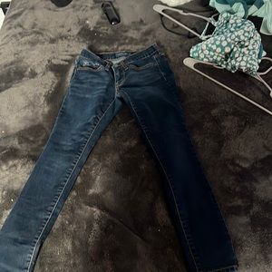 Skinny jeans that don’t fit